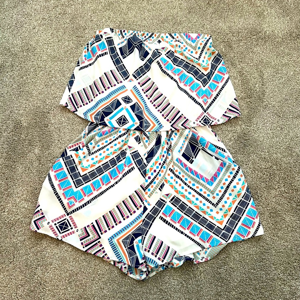 Colorful strapless romper